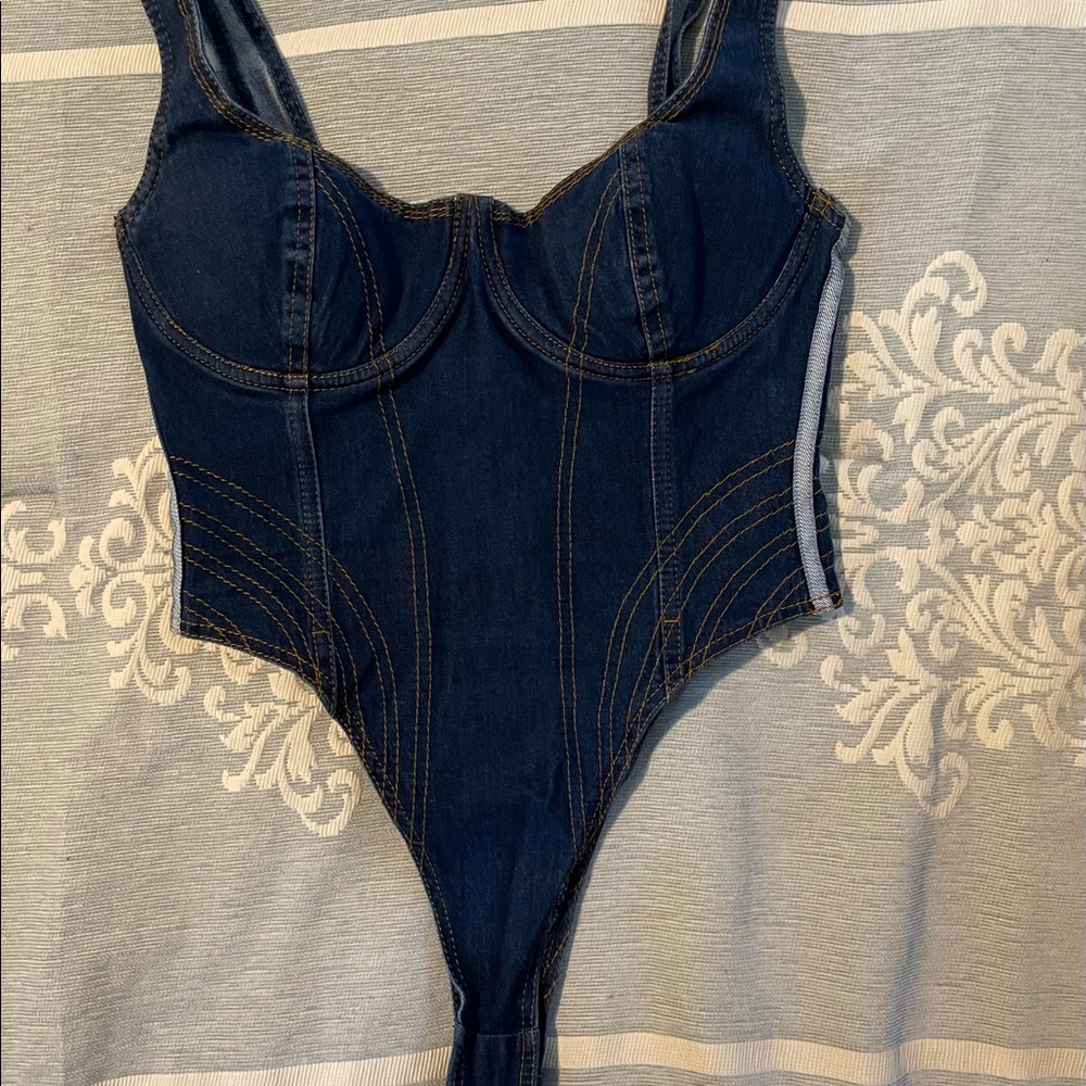 ❌SOLD❌IVY PARK RODEO DENIM BODYSUIT SIZE L